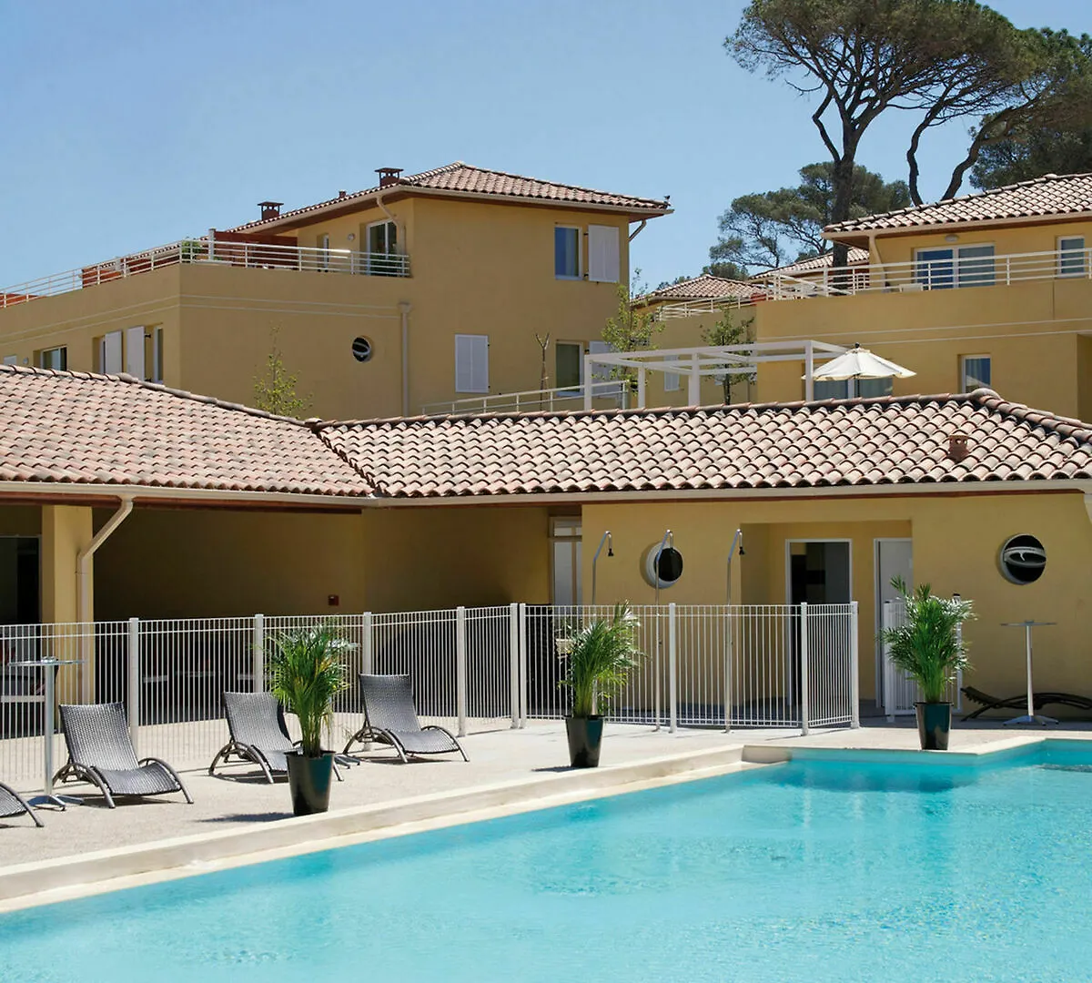 Apartment Residence Lagrange Vacances Les Terrasses Des Embiez Six-Fours-les-Plages